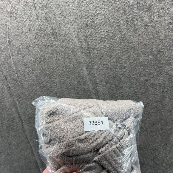 UGG Cardigan Womens XS Beige Button Front Fuzzy Cropped Sweater Polyester Cozy - Picture 9 of 11